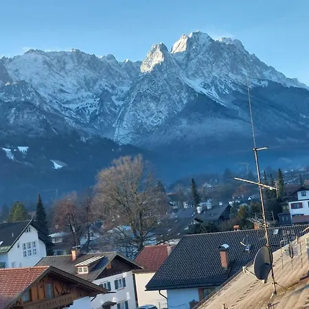 Braeustueberl - Zugspitze Lägenhet